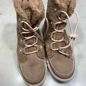 Sorel Tan Faux Fur Boots